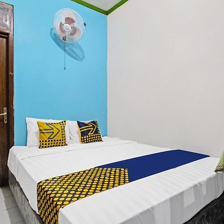 יוגיאקרטה Spot On 91911 Rejeki Homestay Syariah Malioboro מראה חיצוני תמונה