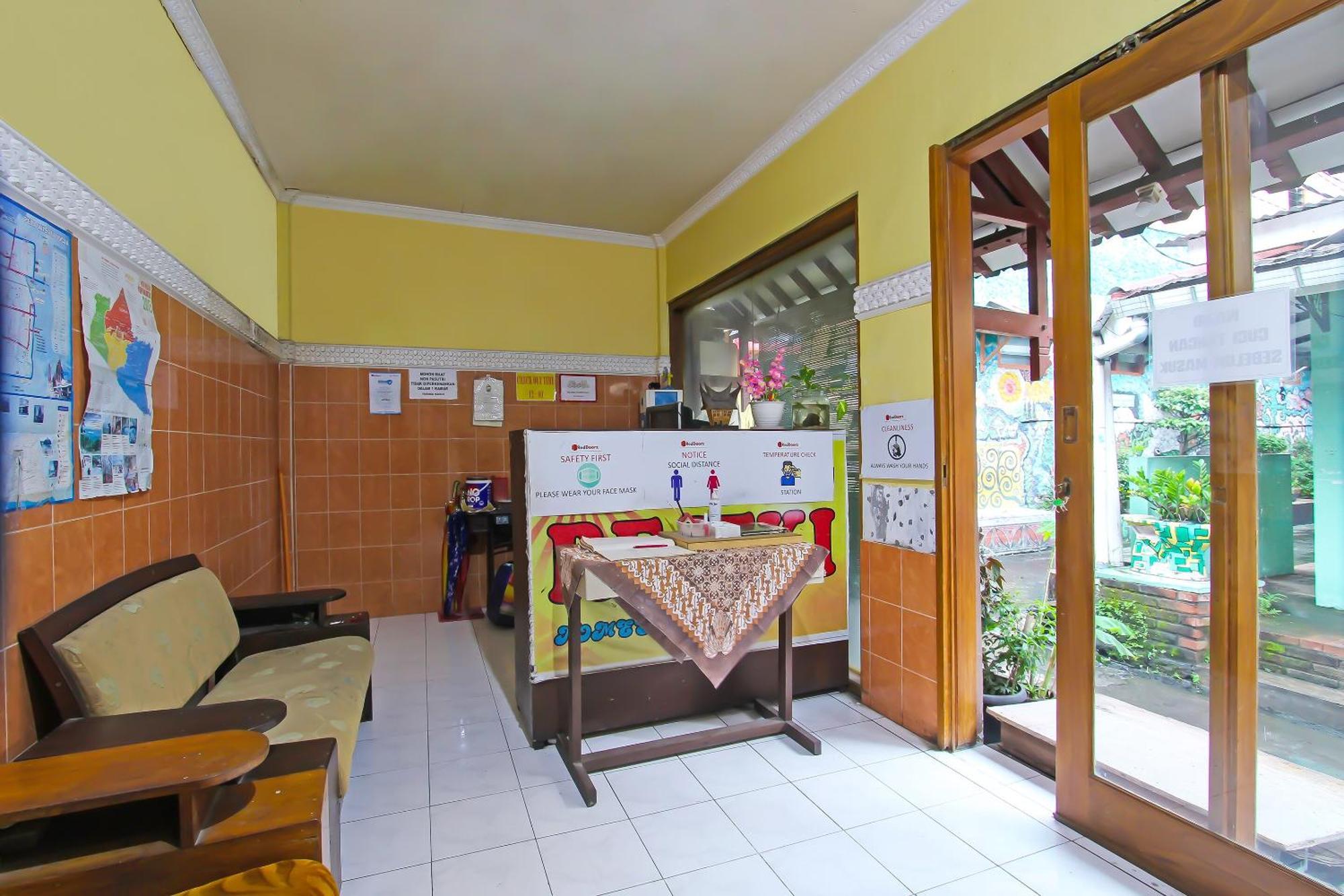 יוגיאקרטה Spot On 91911 Rejeki Homestay Syariah Malioboro מראה חיצוני תמונה