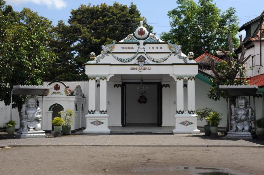 יוגיאקרטה Spot On 91911 Rejeki Homestay Syariah Malioboro מראה חיצוני תמונה